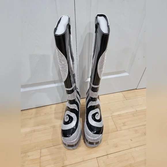 Dolls Kill Current Mood How Sweet It Is Platform Rhinestone Swirl Black Boots 8 - Picture 7 of 16